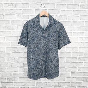 lululemon athletica Blue Floral Casual Button Down Shirt
